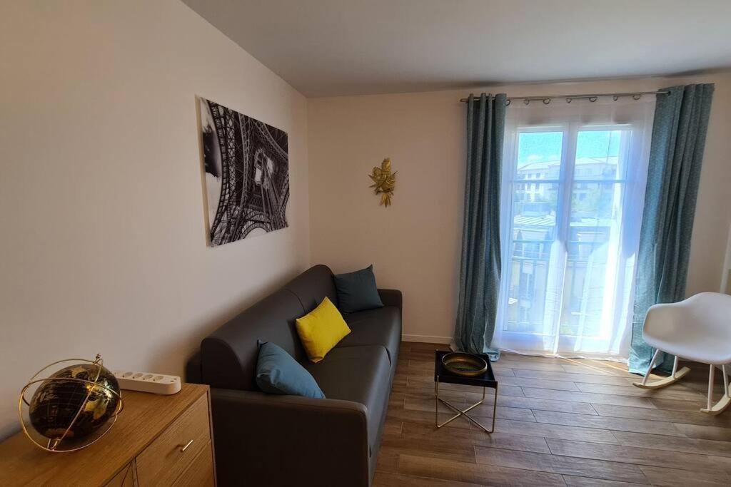 Appt 80M², 13 P, Disneyland, Fibre, 2 Parkings Chessy Kültér fotó